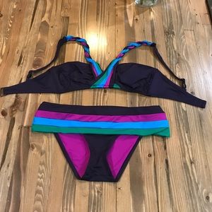 BECCA Virtue Bikini M